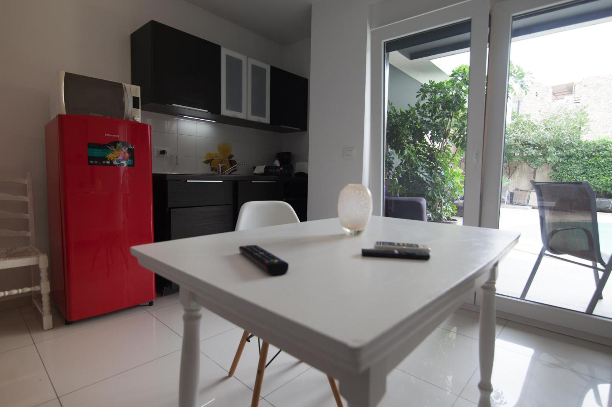 Basic Mansion Mandalina Apartment
